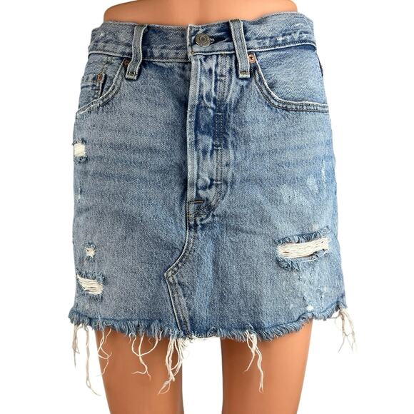 Levi's Blue Light Wash Distressed Cut Off High Waisted Denim Jean Skirt Size 25 - Picture 1 of 5